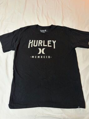 Hurley Black Tee with Contrasting White Logo